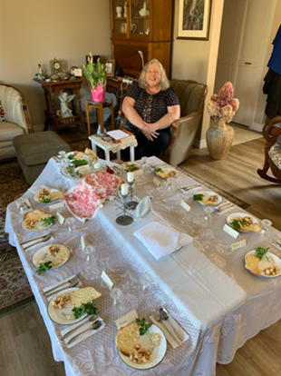 Wendy shows the beautifully laid out
meal