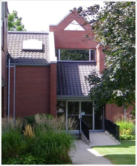 Talbot Street entrance in
		summer